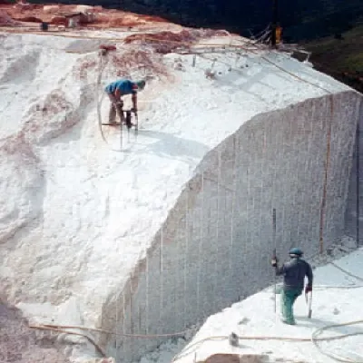  Foto Desmonte De Rocha Frio 07 49 11zon